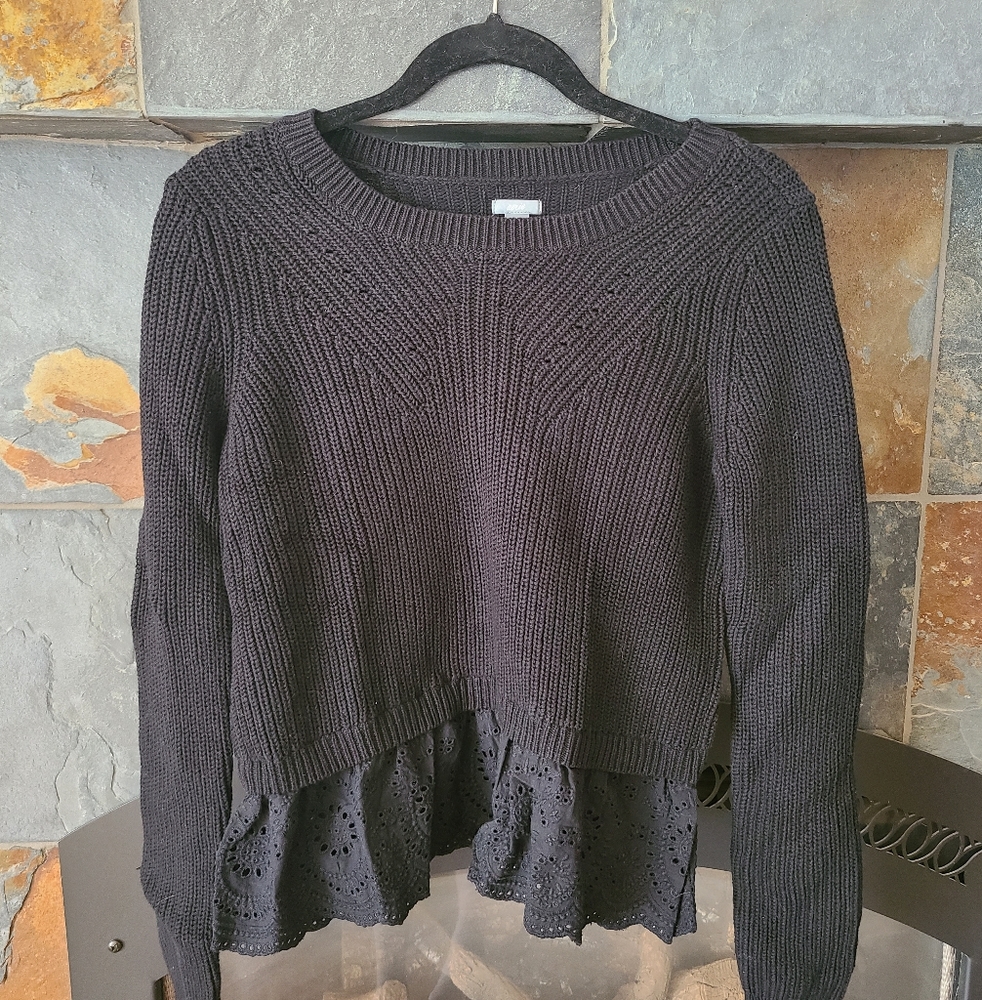 Aerie Heavy Knit Black Cotton Crew Neck Sweater with Eyelet Trim size medium